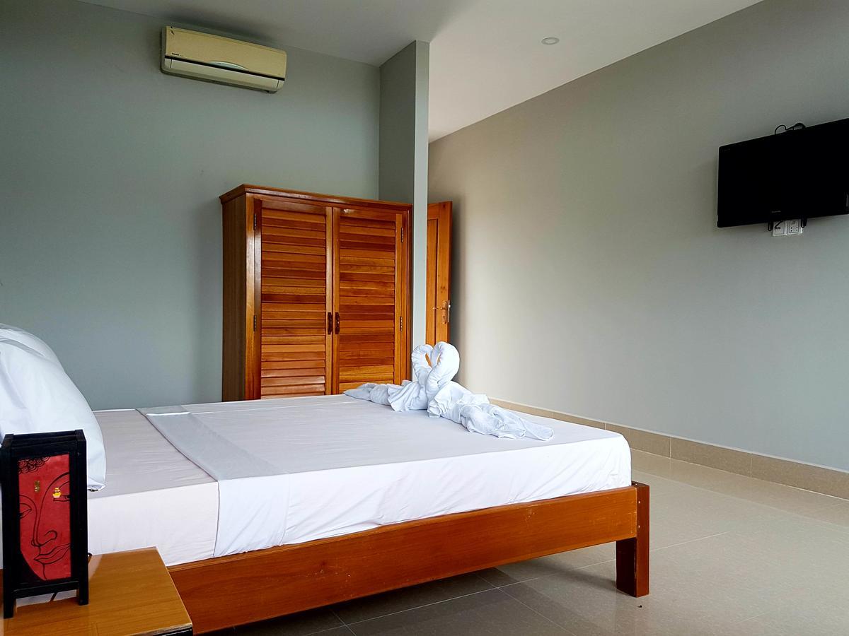Two Moons Resort Kampot Esterno foto