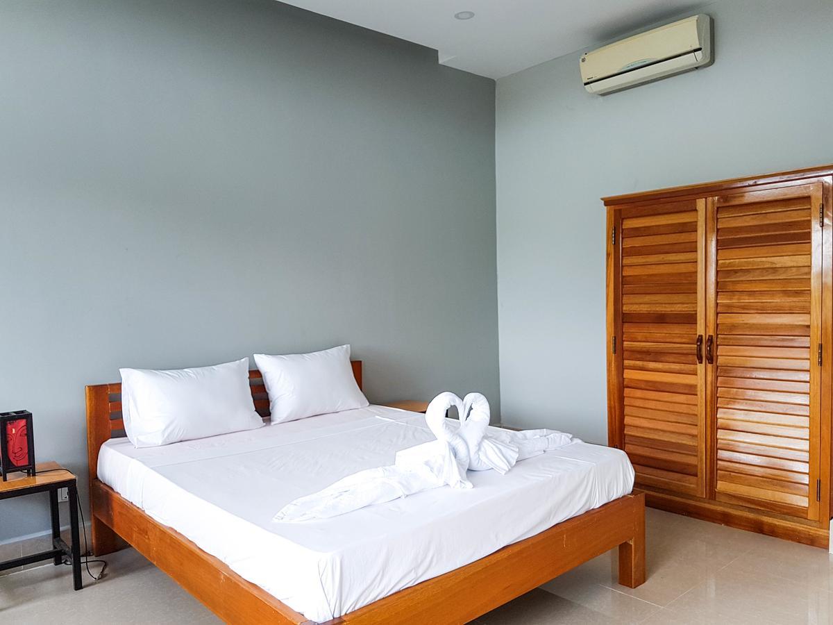 Two Moons Resort Kampot Esterno foto